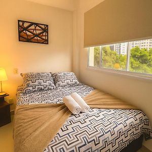 Studio 513 - Cozy & Complete, Walk To Hospitals, Ibirapuera & Av Paulista!